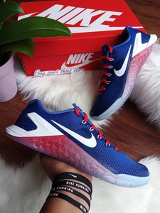 nike usa mujer
