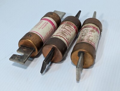 Set of 3 GOULD SHAWMUT TR125R FUSES 125A 250V as pictured