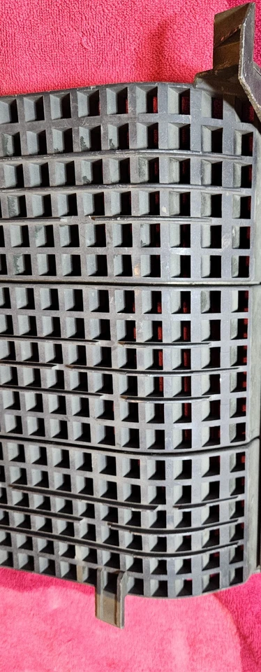 Oldsmobile Cutlass Supreme Calais 1981-1986 derecha  Foto 3 de 4