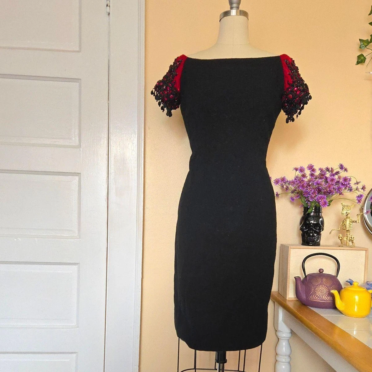 1950's cocktail dresses for sale 1950s Party/Cocktail Women for up style that seamlessly Personalization & Bow Options:No Text + 2 Clips Strapless dress corset black dress Hamilton Club of Lancaster