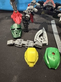 LEGO BIONICLE Mixed Lot Assorted Pieces, Weapons, Joints 8732 8736 8592 used