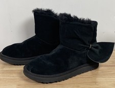 UGG Women s Classic Mini Twist Boot Black Suede Sheepskin Lined Size 9