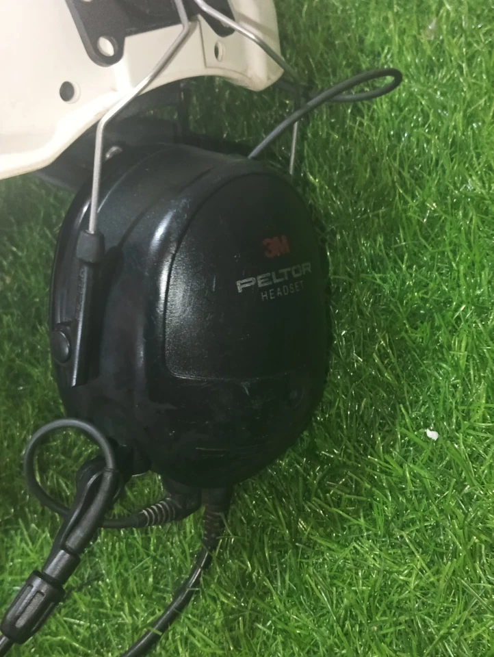 3M Peltor WS ProTac XP Headset + Helmet - Image 3 of 4