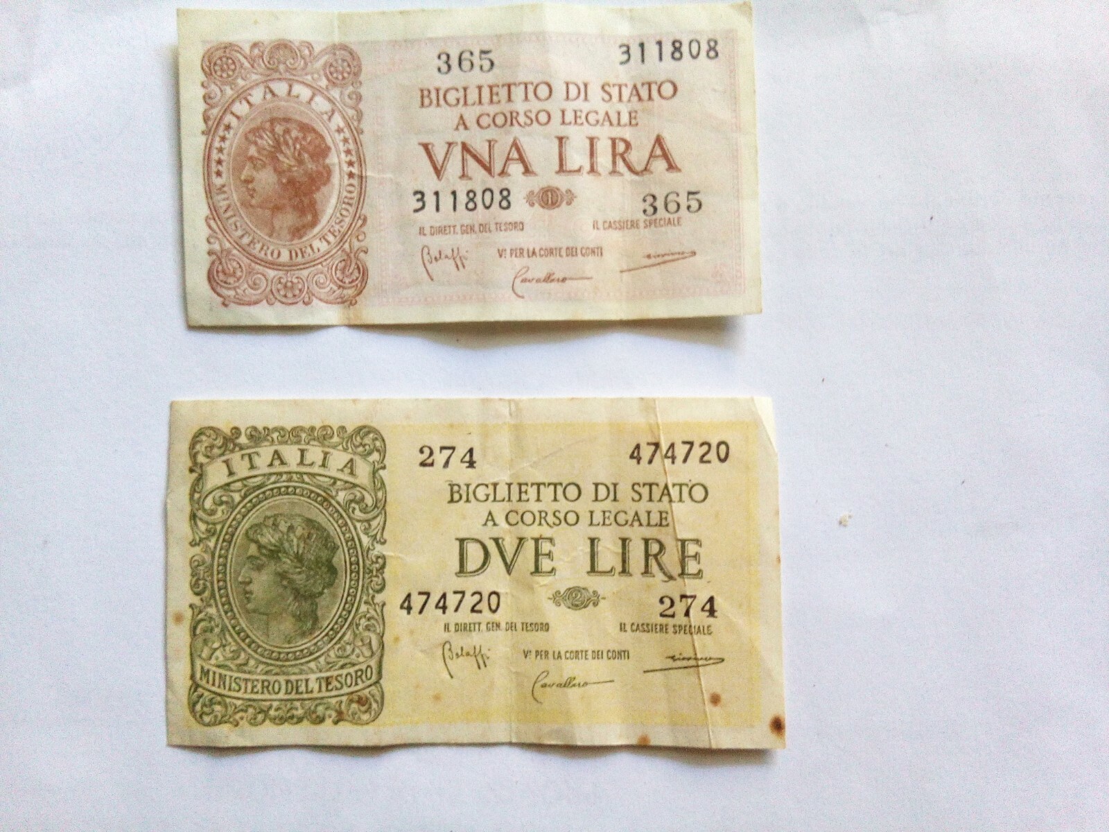 Foto 1 di 2