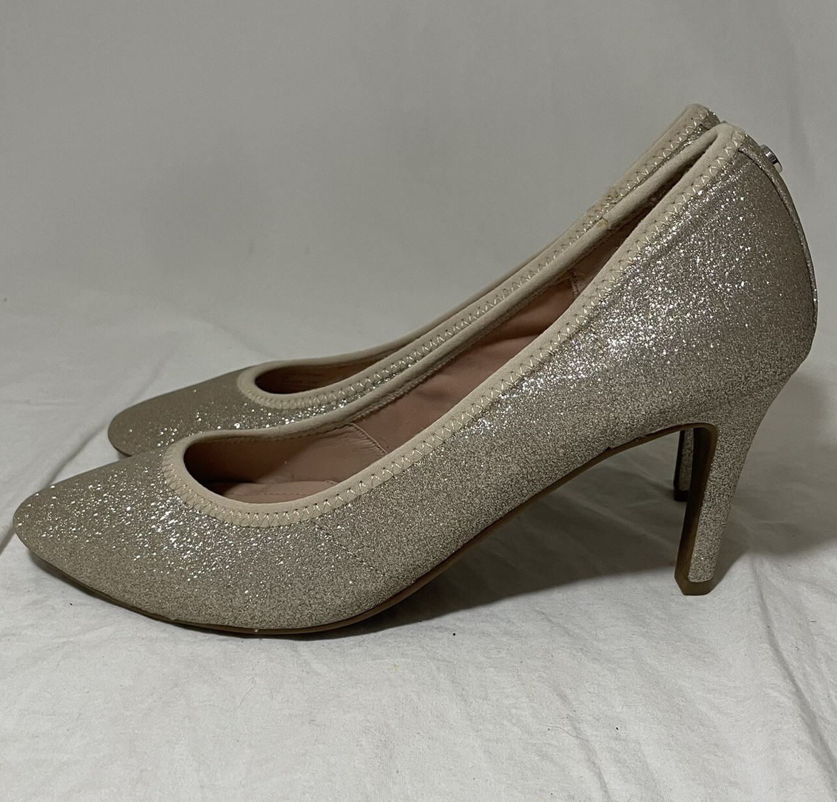 Anthropologie taryn rose Gold Sparkle glitter pumps closed toe high heels  Sz 8B