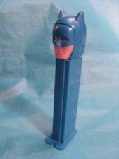 1985 PEZ Batman with Feet Made in Yugoslavia US Patent 4.966.305 Vintage 