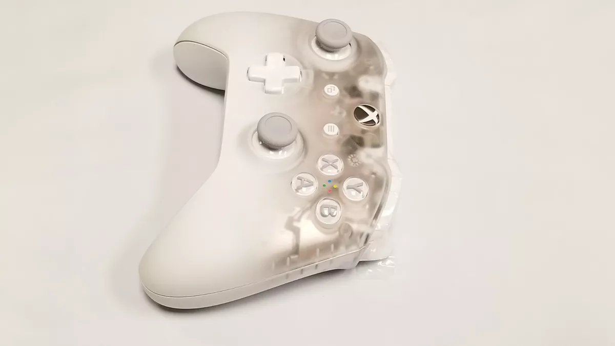 Control xbox one on sale phantom white