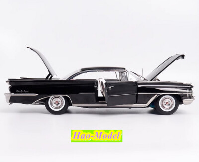 Sun Star 1:18 Oldsmobile 98 Alloy Diecast Metal Car Model