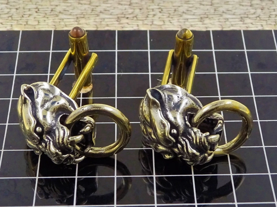 Gemelos de tigre de fantasía hechos a mano joyería de tigre regalo para él Foto 3 de 3