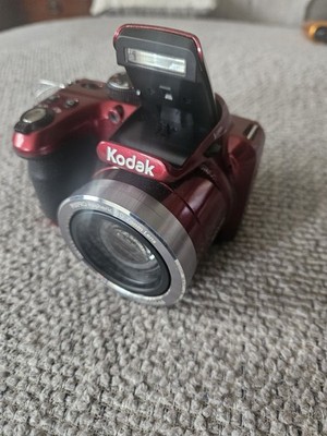 Kodak PixPro AZ401 16MP 40x Zoom Bridge Digital Camera Red