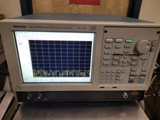 Tektronix RSA5103B ( Opt: 59 B25 ) 1Hz-3GHz Real Time Signal Analyzer RSA 5103B