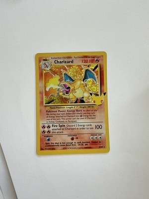 Charizard 4/102 Celebrations: Classic Collection Holo NM
