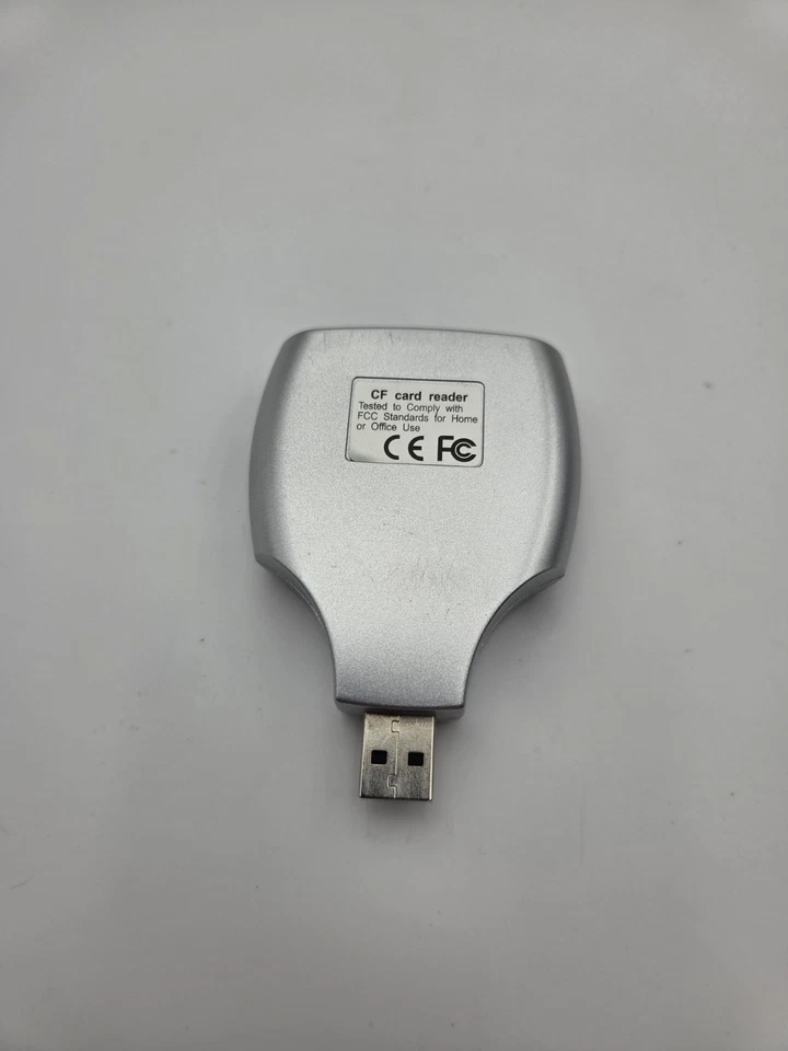 Compact Flash Card Reader/writer USB With 3 Canon Compact Flash Cards - Image 2 of 2