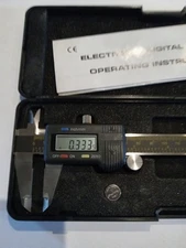 Cen-Tech 6" Digital Caliper 47257 w/ Hard Case Metric SAE Stainless Tool