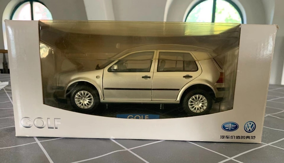 Old version 1/18 Volkswagen Golf 4 car model | eBay