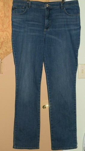 Lee Classic Fit Straight Leg Stretch 