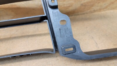 2017 2018 2019 NISSAN TITAN FRONT BUMPER LOWER GRILLE 62254EZ40E