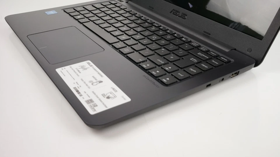 ASUS Laptop 4GB RAM 32GB eMMC Windows 10 WiFi HDMI 14in Lightweight Student PC - Image 2 of 4