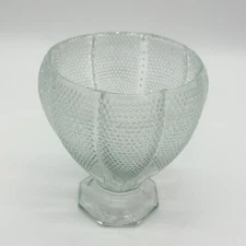 Vintage 1940's L.E. Smith Cupped Vase Number 1000 - "THOUSAND EYES"