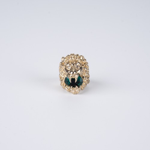 Gucci Lion Head Ring Aged Gold Brass Green Crystal Men US 8.5
