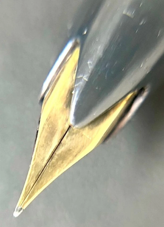 Pluma Estilográfica Montblanc Nº24 Negra Vintage Sin Tinta Ligera Desgaste Foto 2 de 4