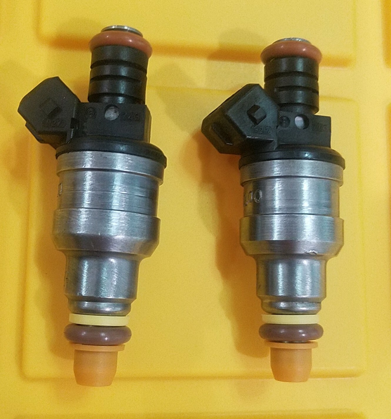 Bosch Fuel Injectors Low Impedance Set of 2 1200cc Honda Toyota Mazda Used eBay