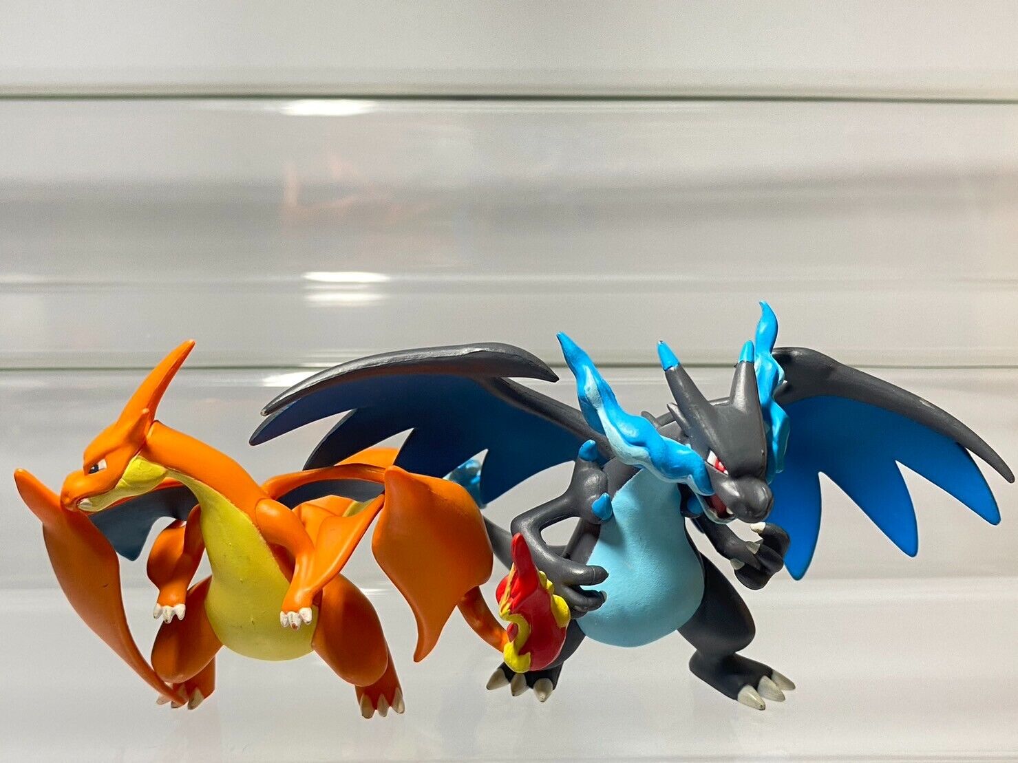 Mega Charizard X, Y Pokemon Monster Nintendo T-arts Collection Figure Toy  Japan.