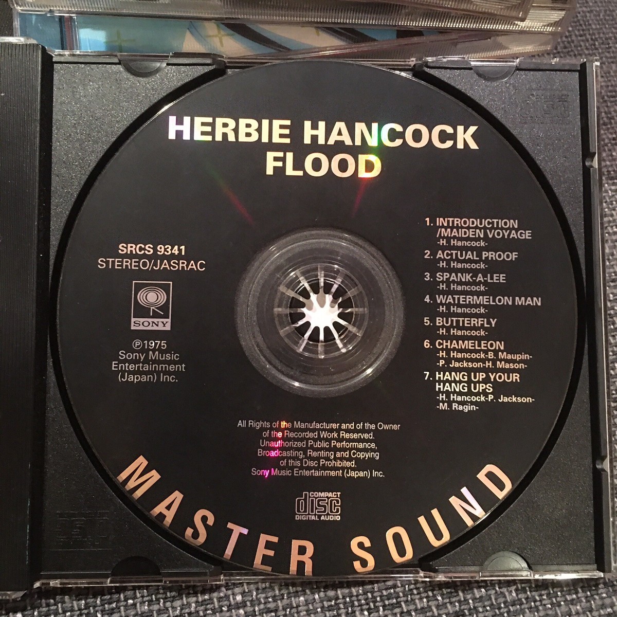 ジャズミュージシャン、ハービー・ハンコックのライブアルバム『Flood』 ジャズミュージシャン、ハービー・ハンコックのライブアルバム『Flood