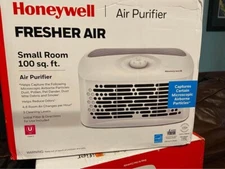 Honeywell HHT270WHDV1 Portable  HEPAClean Tabletop Air Purifier - White