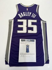 Photo-Matching and Its Importance in Authenticating Sports Memorabilia 11