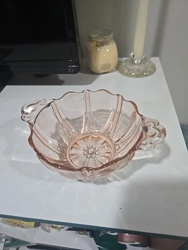 Anchor Hocking Oyster & Pearl Depression Glass Pink Handled Bowl