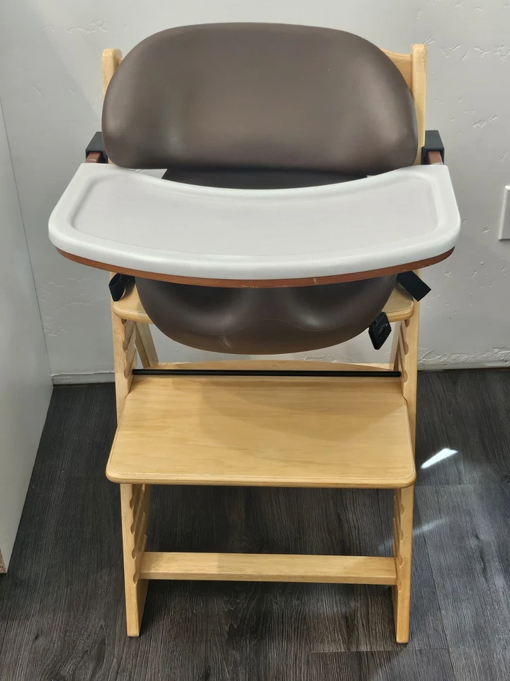  USADO KEEKAROO Altura Ajustable Derecha Infantil Madera Silla Alta Café Booster Correa Foto 2 de 4