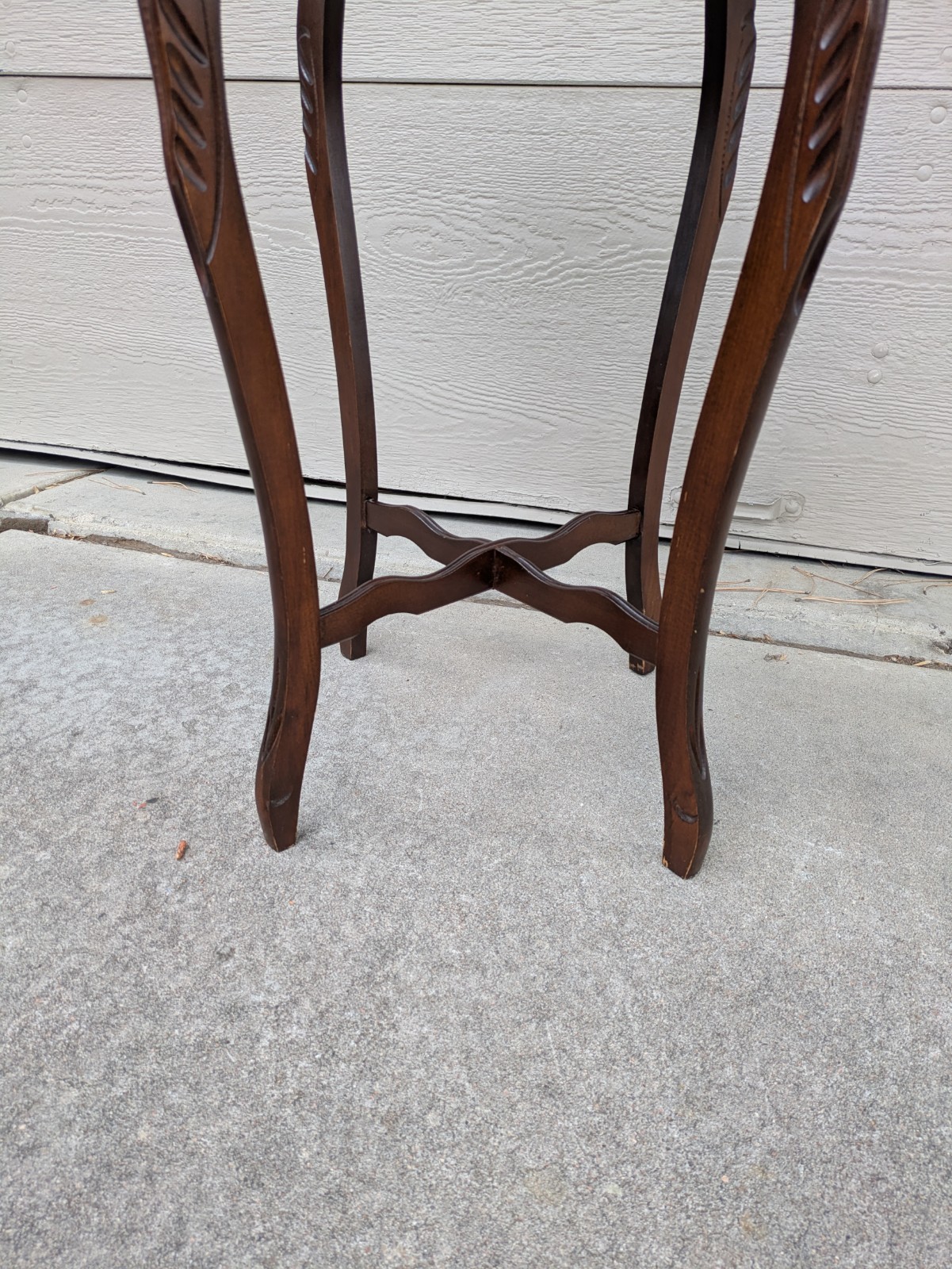 Vintage Rustic Carved Mahogany Round Pedestal Plant Stand Table Victorian Asian