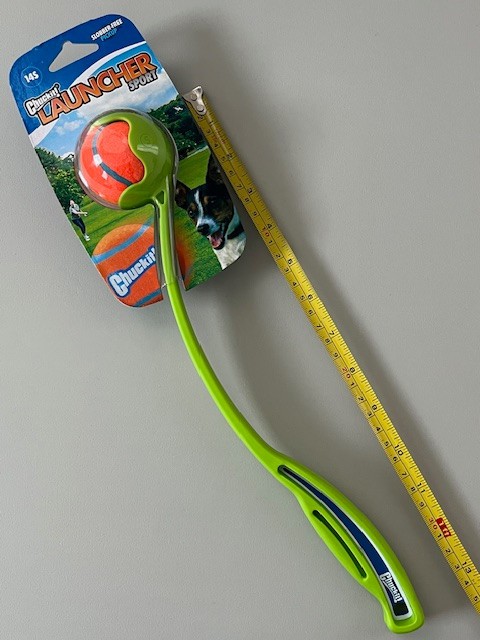 CHUCKIT! 14S 15 INCH SMALL BALL LAUNCHER 2 INCH BALLS DOG PU