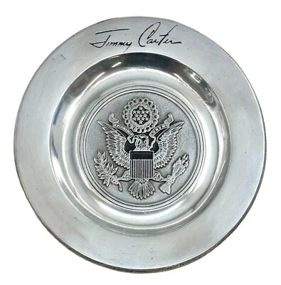 Rare soucoupe en étain et carte de visite du président Jimmy Carter signature... - Photo 1/4