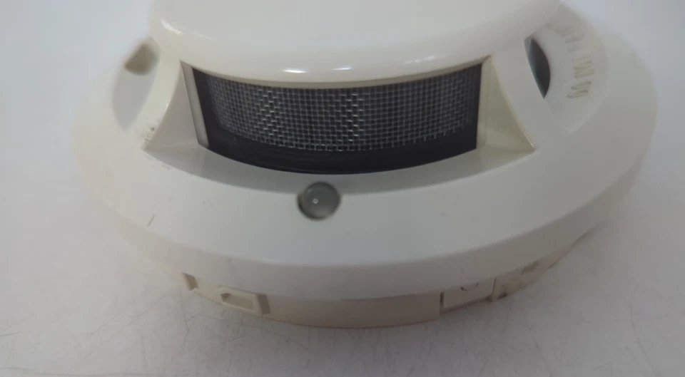 FCI Fire Control Instruments ASD-PL Addressable Smoke Detector - Image 3 of 4