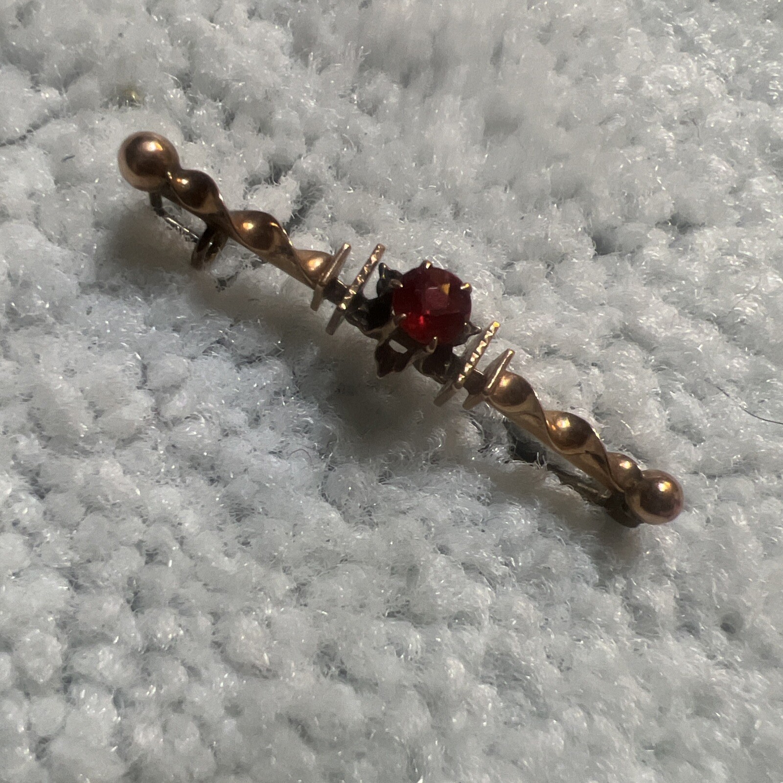 Antique Solid 14kt Gold & Ruby Twisted Bar Pin - image 9