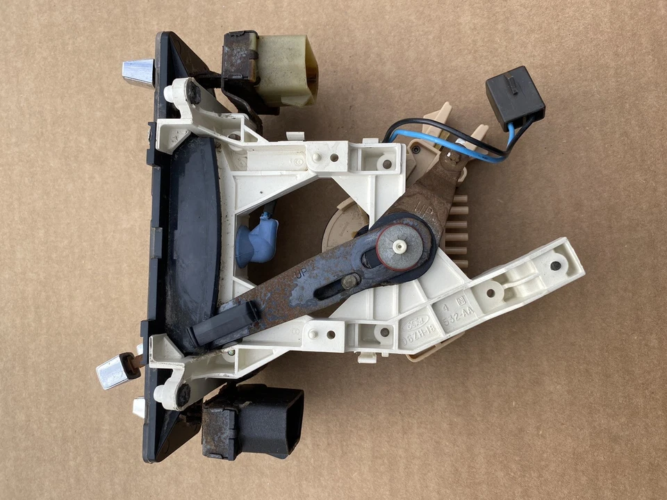 80 81 82 83 FORD F150 F250 F350 TRUCK AC HEATER CLIMATE CONTROLS 86 - Image 3 of 4