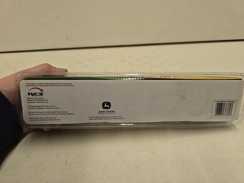 Ertl 1/64 Scale John Deere Dairy Semi With Cows NIB - Picture 11 of 11