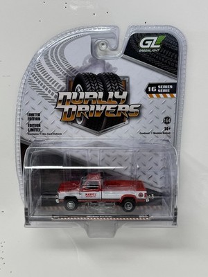 Greenlight Dually Drivers 1989 Dodge Ram Dually Marvel Mystery Oil