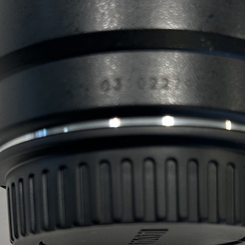 Canon  EF-S 17-85mm f/4-5.6 IS USM Zoom Lens + Front & Back Caps