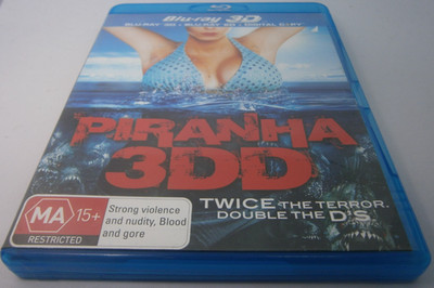 Piranha 3dd- 3D + 2D Blu-ray + Digital Copy (Blu-ray, 2012) Region B -Free Post!