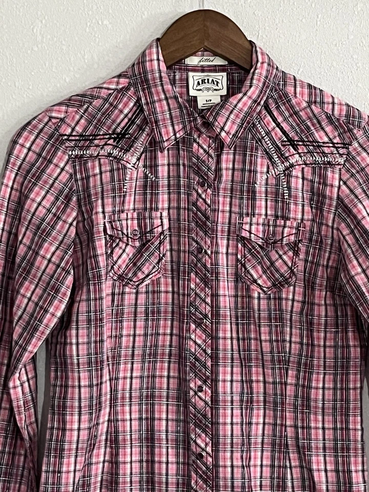 Camisa occidental Ariat para mujer perla a presión rosa a cuadros hilo plateado talla S/P Foto 2 de 4