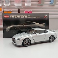 Kyosho 1/18 Edition Nissan GT-R Diecast Model Car Collectible