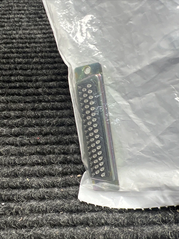 New CANNON ITT DDM50S D-SUB CONNECTOR - Image 2 of 4