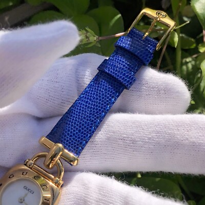 RARE Vintage GUCCI 6300L WHITE dial electric blue leather  display picture 2