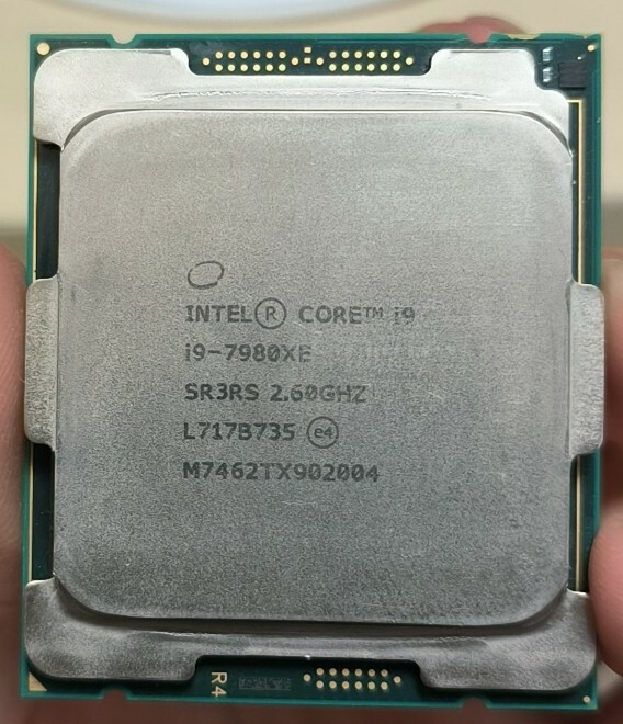 Intel Core i9-7980XE 2.6GHz SR3RS 18-Core 24.75MB LGA2066