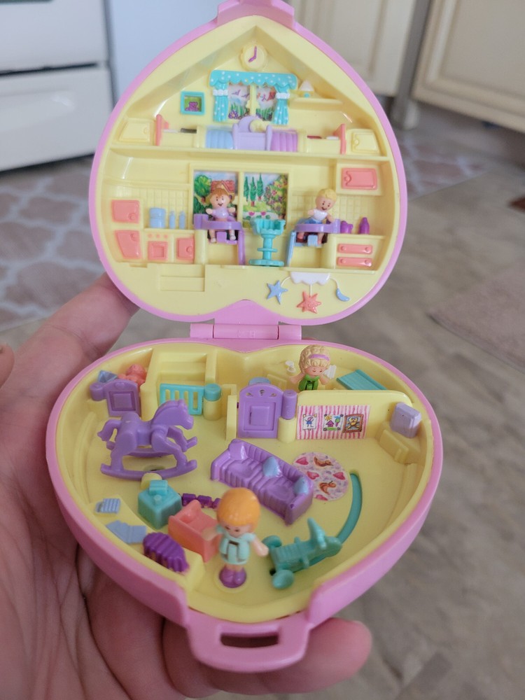Vintage Polly Pocket 1994 PERFECT PLAYROOM Compact Playset w Baby Figures