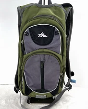 HIGH SIERRA Hydration Airflow Cool Backpack Green Hiking Camp 2L Unused Bladder