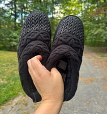 UGG Cozy Knit Slipper Slide Women s US 9 Black Knit Lined Fur Rubber Sole